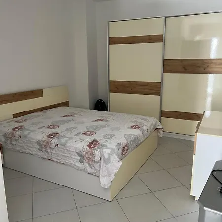 Apartamento Arber Zeqiraj *
